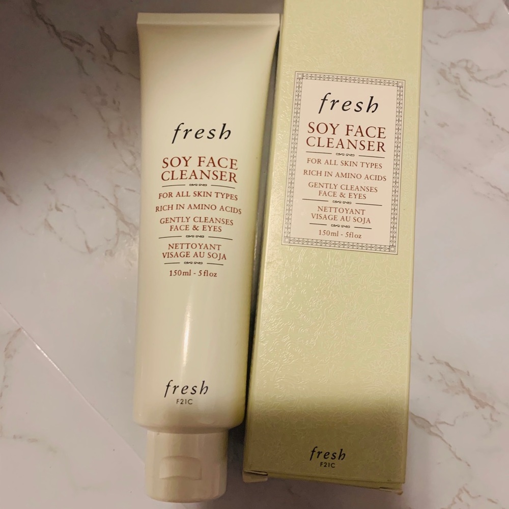 Fresh Soy Face Cleanser